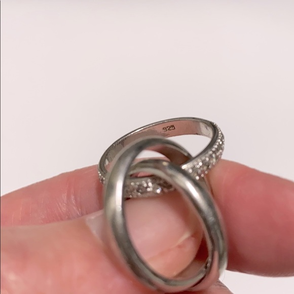 Sterling Silver Interlocking Rings - Picture 4 of 8